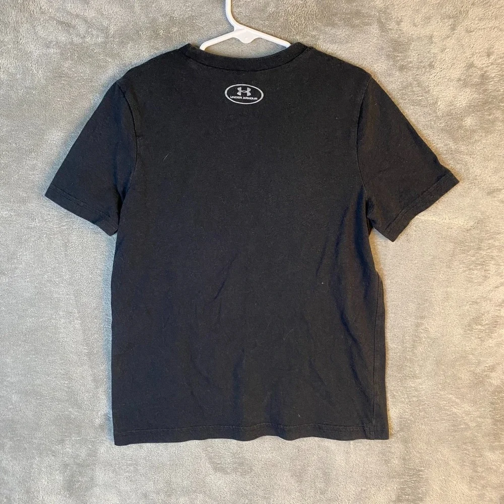 Under Armour Boys Youth Small Beast Status HeatGear Black Shirt YSM